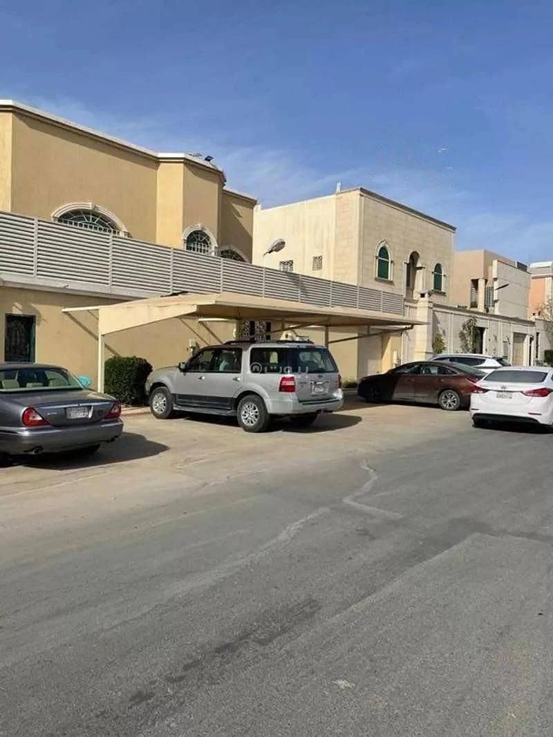 Villa For Sale on Al Muatadid Bnllah Street, Riyadh