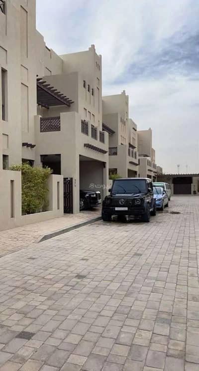 5 Bedroom Villa for Rent in Riyadh, Riyadh Region - Villa For Rent in 20 Street, Riyadh