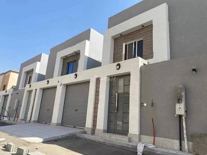9 Rooms Villa For Sale on 15 Street, Dammam
