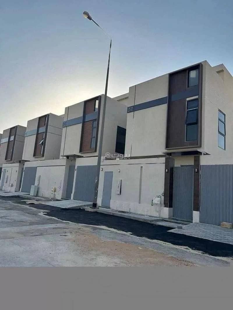 Villa For Sale on Amer Bin Al-Zubair Street, Riyadh