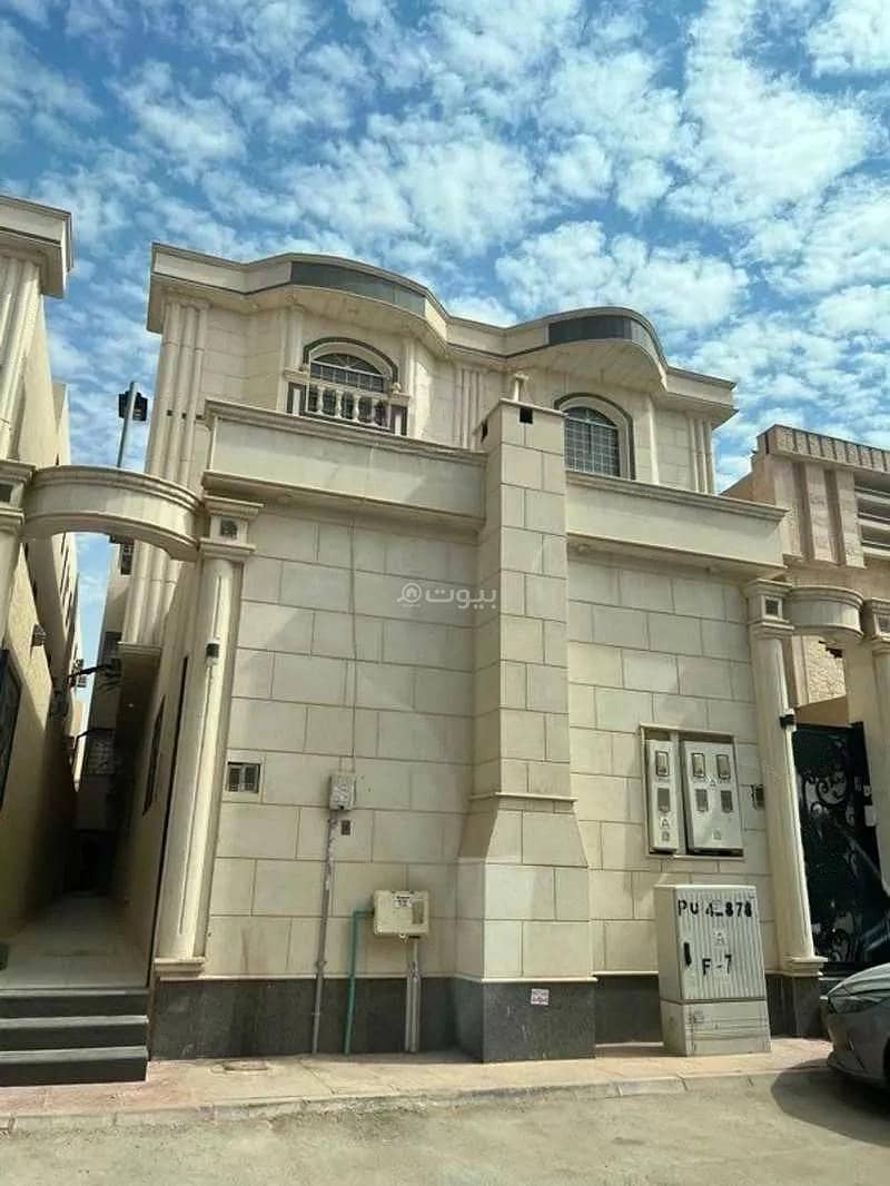 15 Rooms Villa For Sale in Al Rimal, Riyadh