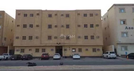 شقة 4 غرف نوم للبيع في الرياض، منطقة الرياض - شقة للبيع في شارع الكرامة، الرياض