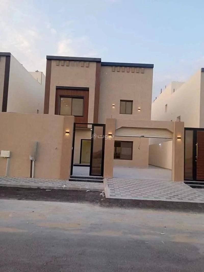 9 Rooms Villa For Sale in Al Wesam, Dammam