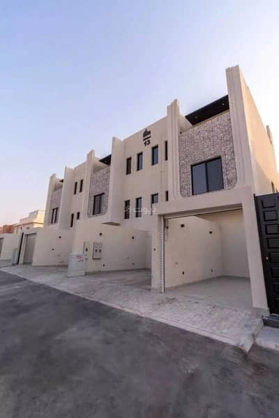 4 Bedroom Floor for Sale in Riyadh, Riyadh Region - Floor For Sale Ibn Hibat Allah Street,Al Wurud  Riyadh
