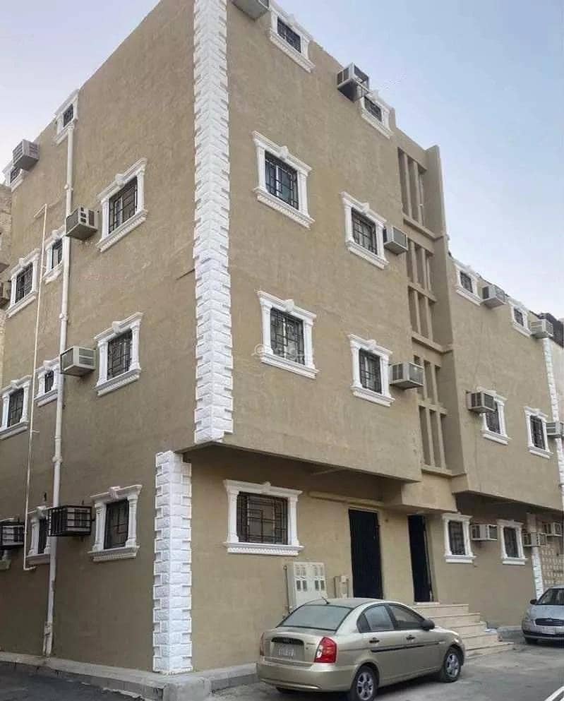 Building For Sale in Manfuhah, Riyadh