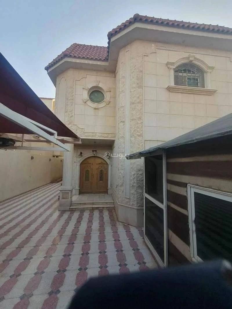 Villa For Sale on Alqamar Street, Riyadh