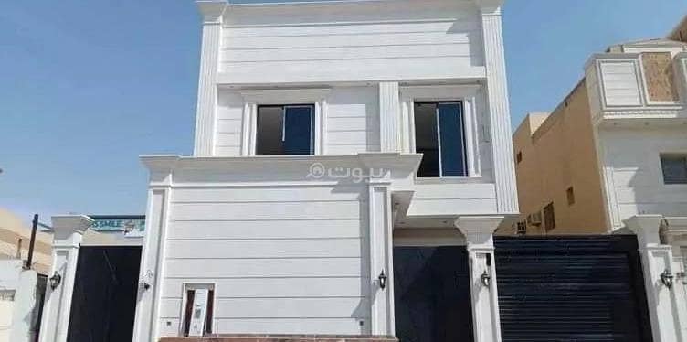 Villa For Sale in Alyarmouk, Riyadh