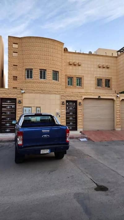 11 Bedroom Villa for Sale in Riyadh, Riyadh Region - 11 Rooms Villa For Sale in Al Saada, Riyadh
