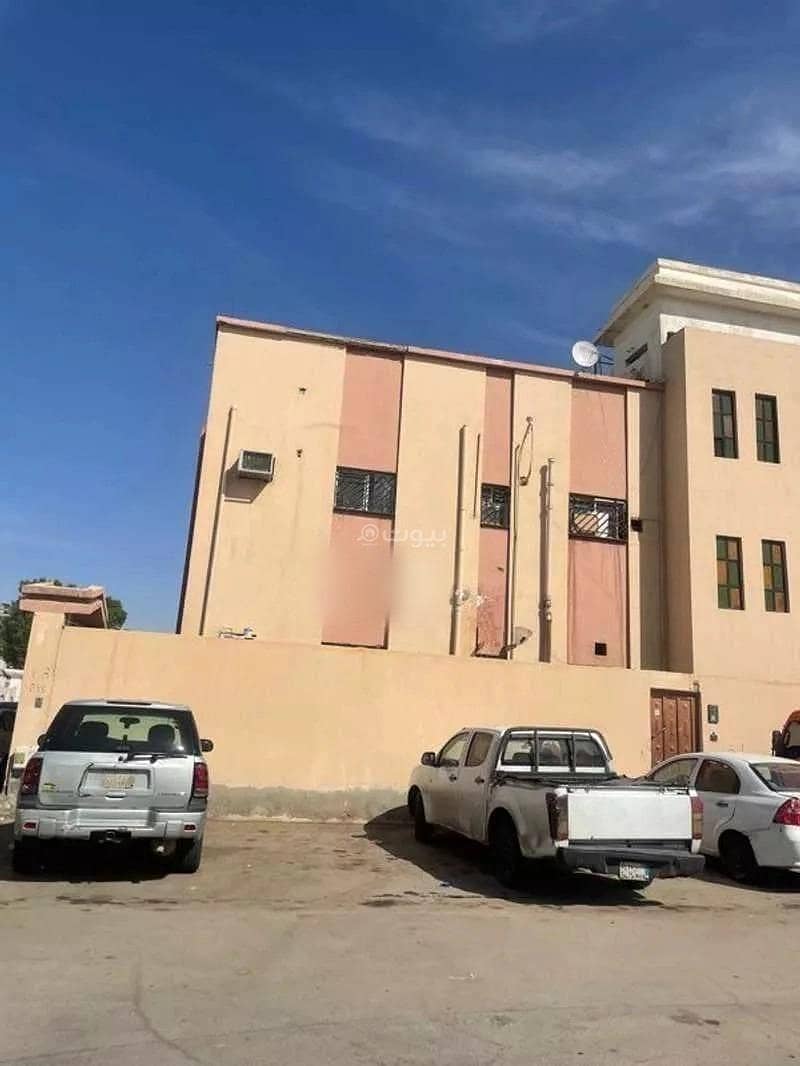 Villa For Sale in Al Aziziyah, Riyadh