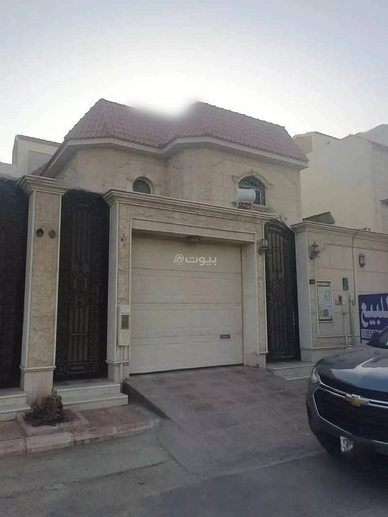 6 Room Villa For Sale on Mohamed Bin Nasif Street, Riyadh