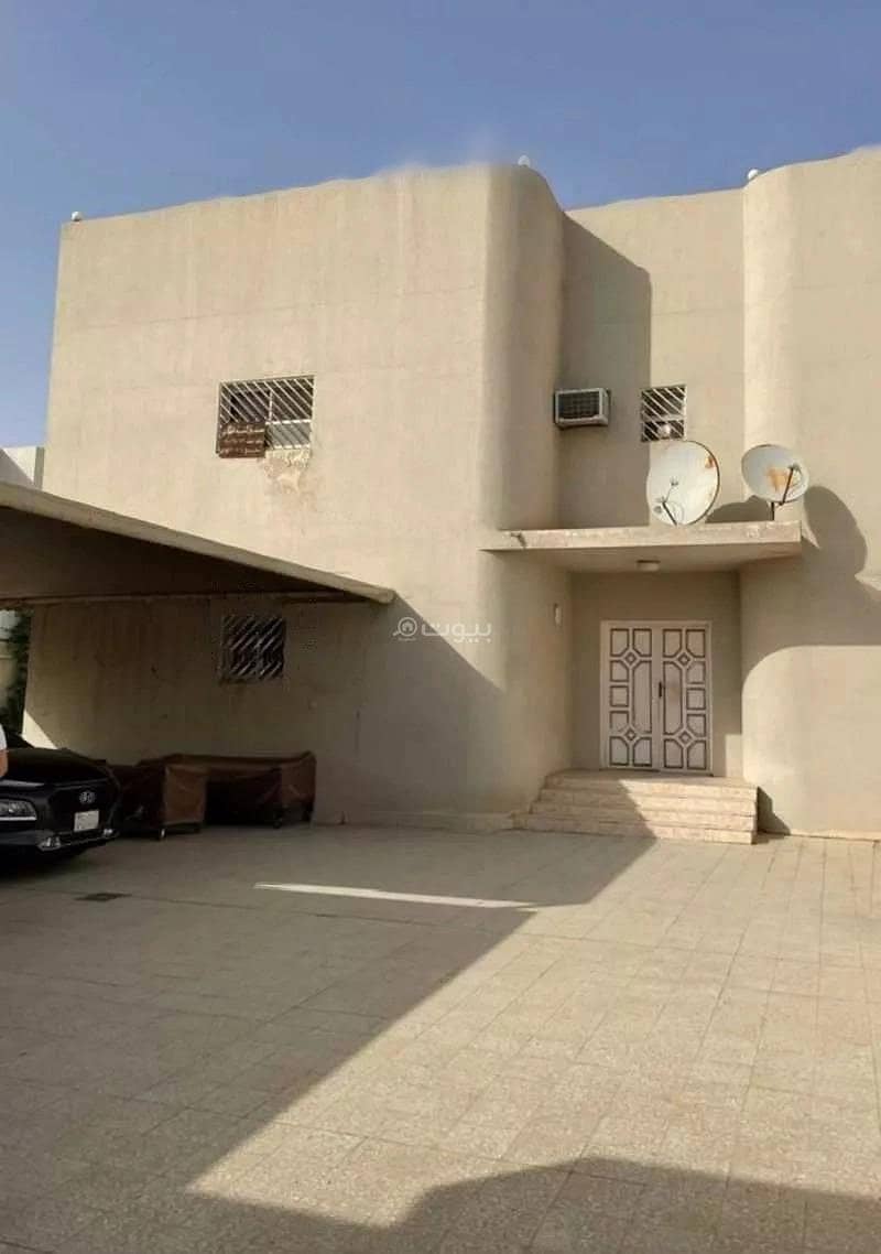 8 Rooms Villa For Sale, 15 Street, Riyadh