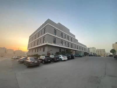 عمارة سكنية  للبيع في الرياض، منطقة الرياض - 75 غرفة عمارة للبيع على شارع 510، الملقا، الرياض