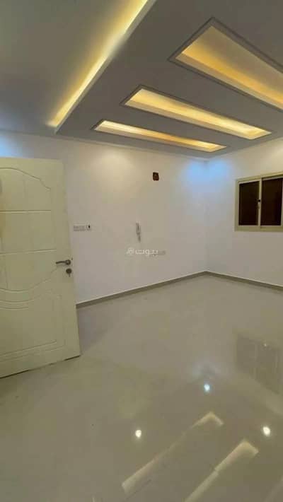 فلیٹ 2 غرفة نوم للايجار في الرياض، منطقة الرياض - شقة 4 غرف للإيجار، شارع الوادي الأعلى، الرياض