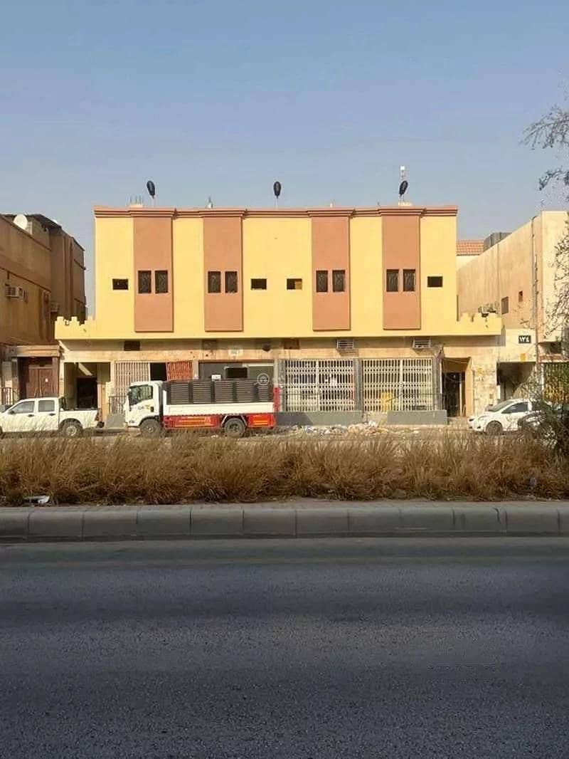 Commercial Showroom For Rent, Street 40, Riyadh