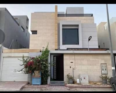 4 Bedroom Villa for Sale in Riyadh, Riyadh Region - 4 Room Villa For Sale on Ibrahim Al Hashemi Street, Al Riyadh
