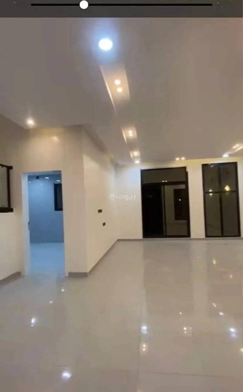 7 Rooms Villa For Sale 20 Street, Al Ramal, Riyadh