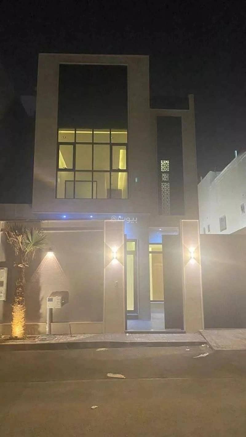 5 Room Villa For Sale in Al Narjs, Riyadh