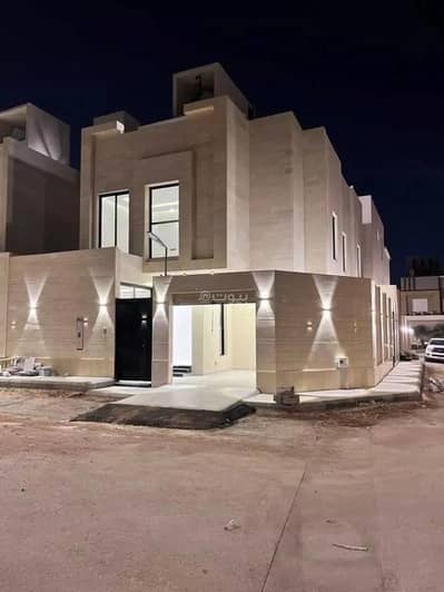 7 Bedroom Villa for Sale in Riyadh, Riyadh Region - 7 Rooms Villa For Sale on Ahmed Ibn Al-Furat Street, Riyadh