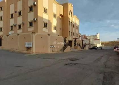 5 Bedroom Flat for Sale in Khamis Mushait, Aseer Region - 6 Rooms Apartment For Sale in Al Rabie, Khamis Mushait