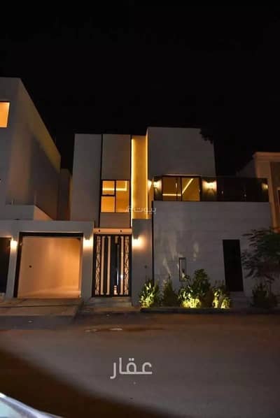 6 Bedroom Villa for Sale in Riyadh, Riyadh Region - 6-Room Villa For Sale on 524 Street, Al Riyadh