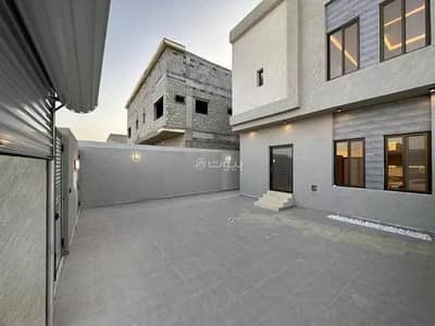 6 Bedroom Villa for Sale in Al Jubayl, Eastern Region - 8 Rooms Villa For Sale in Al Jubail, Eastern Region