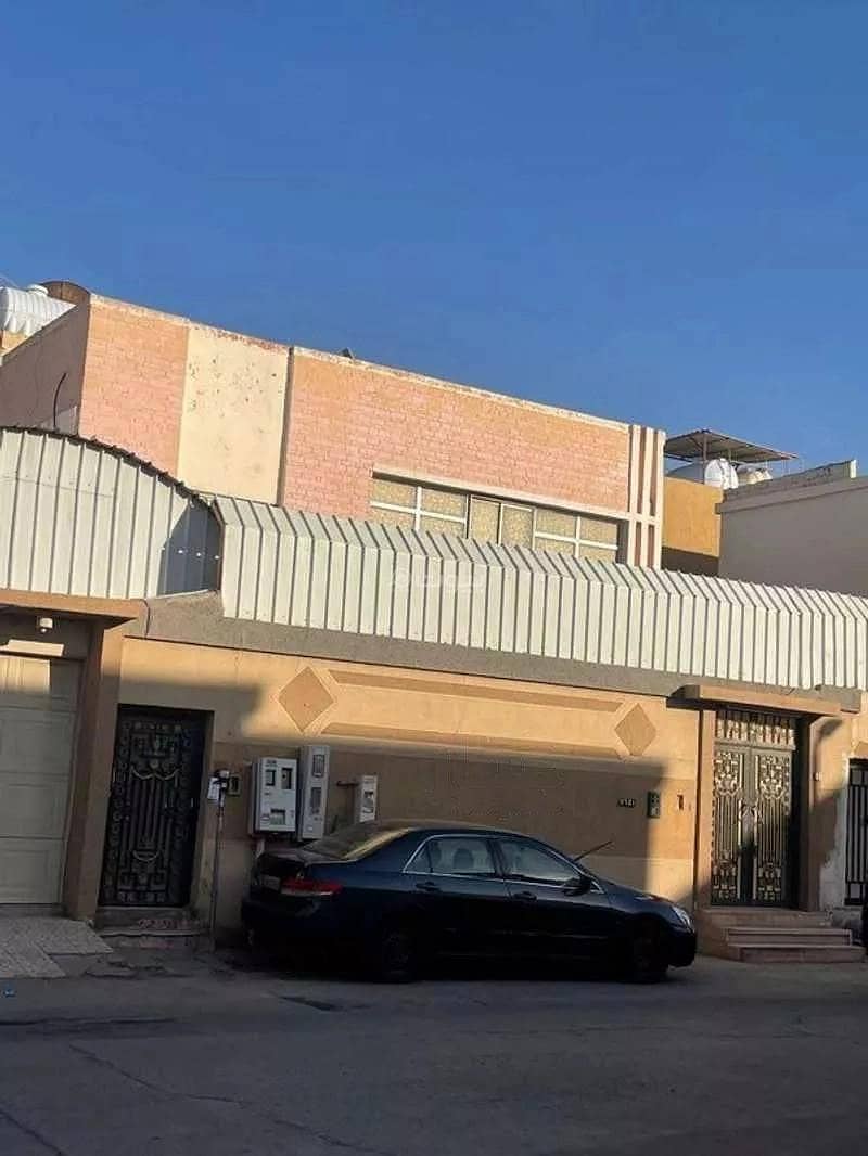Villa For Sale in Al-Malaz, Riyadh