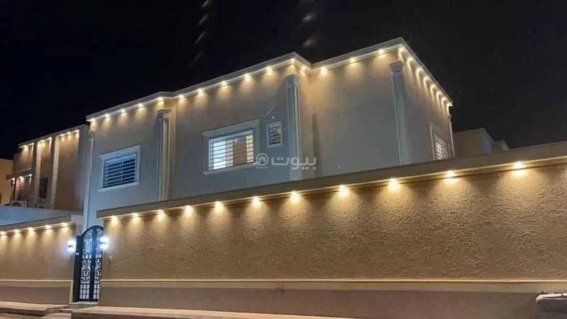 8 Rooms Villa For Sale in Al Kharj, Riyadh
