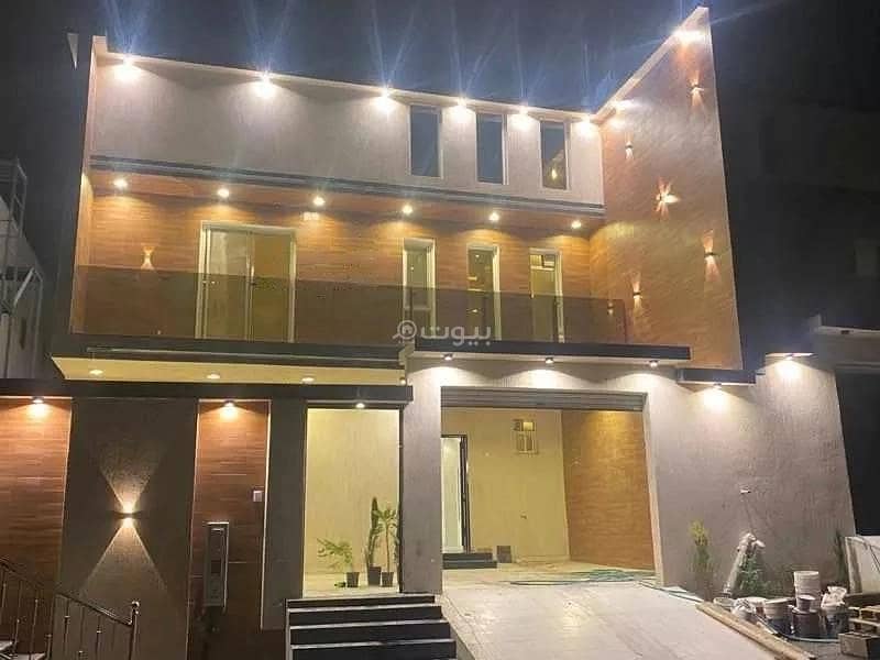 7 Rooms Villa For Sale in Al Zuhur, Abha