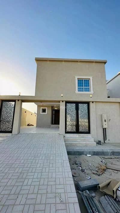 7 Bedroom Villa for Sale in Al Jubayl, Eastern Region - 6-Rooms Villa For Sale on Al Jubayl, Al Jubayl