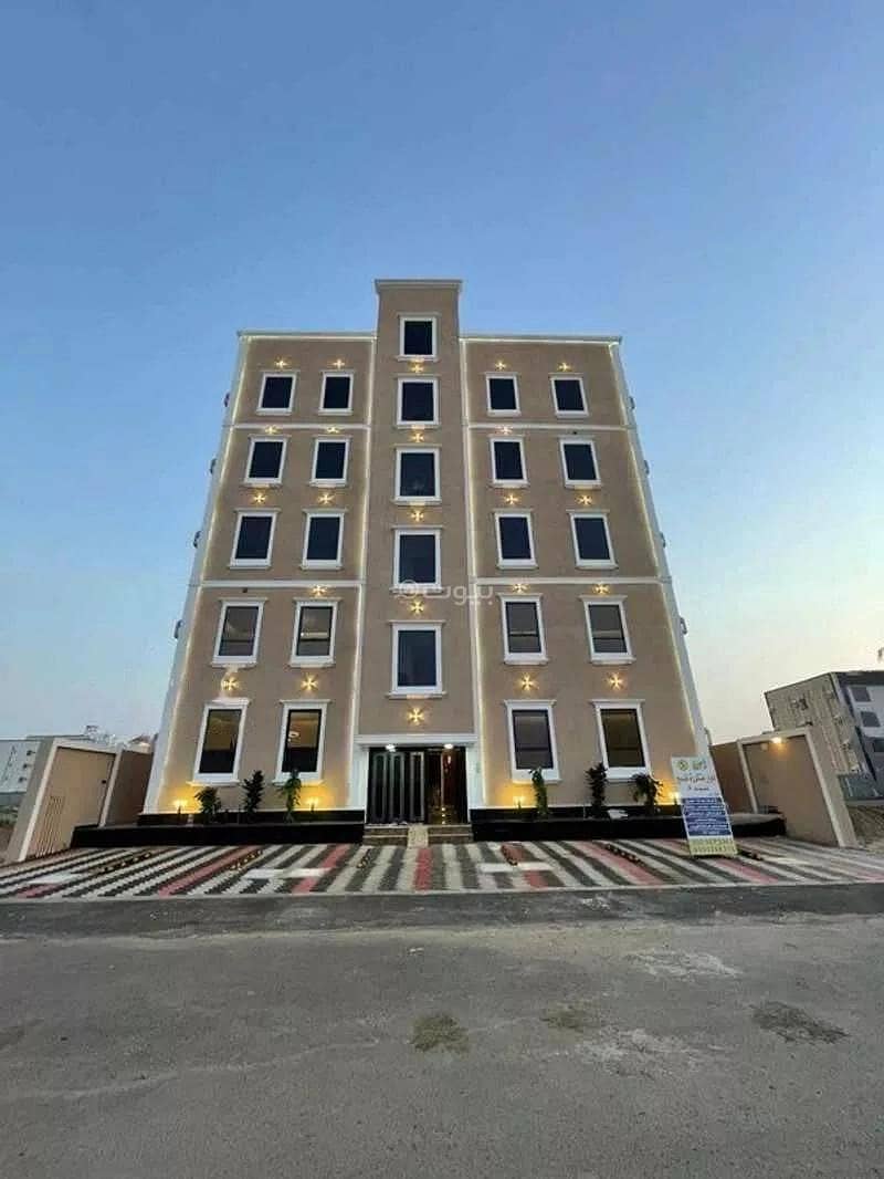 5-Room Apartment For Sale in Al Shati, Jazan
