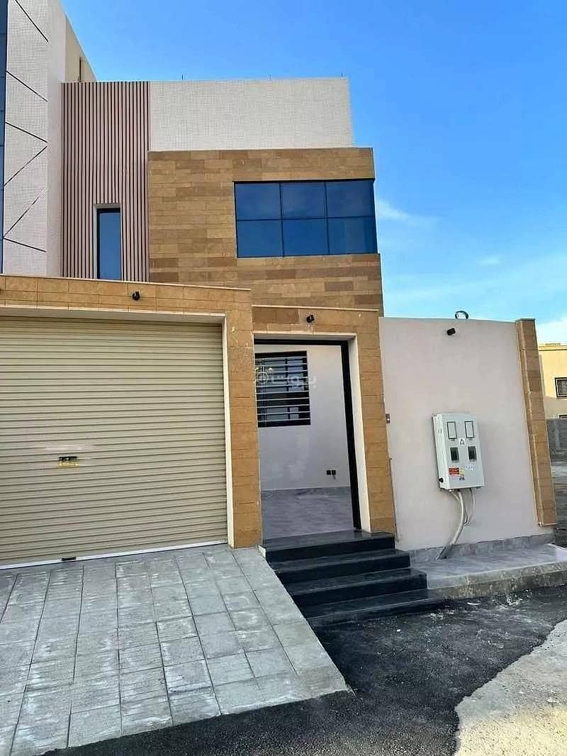 6 Rooms Apartment For Sale in Al Zuhur, Abha