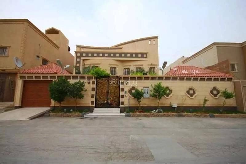 10 Room Villa For Sale in Al Aziziyah, Riyadh