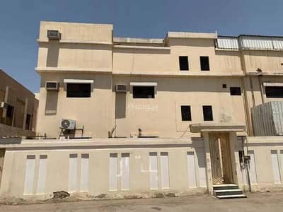 7 Bedroom Villa for Sale in Riyadh, Riyadh Region - 12 Rooms Villa For Sale at 12 Street, Al-Aziziyyah, Riyadh