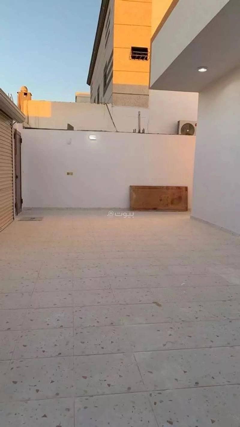 Floor For Sale in Al Nakheel, Tabuk