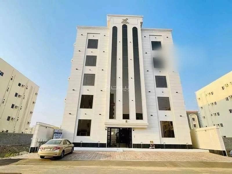 6 Rooms Apartment For Sale in Al Shati District, Jazan