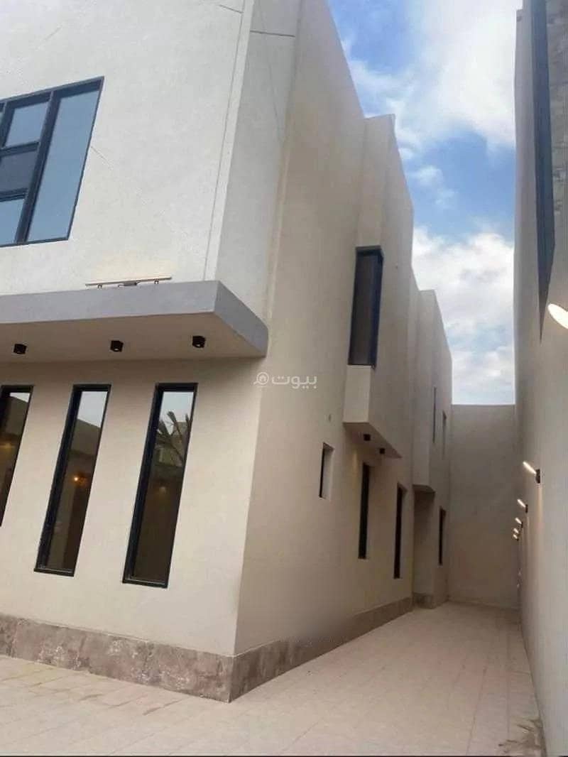 7 Rooms Villa For Sale in Al Amjad District, Khamis Mushait