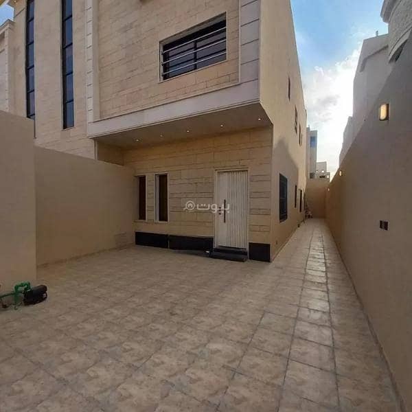 5 bedroom villa for sale in Tuwaiq, west of Riyadh