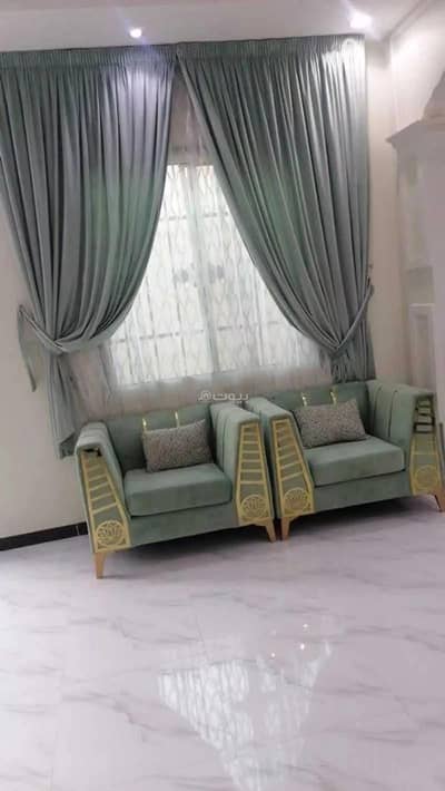 4 Bedroom Floor for Rent in Al Kharj, Riyadh Region - 5 Rooms Floor for Rent on Street 197 in Hail