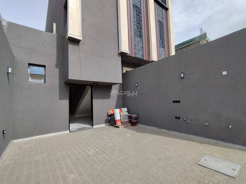 Apartment For Sale in Al Rimal, East Riyadh