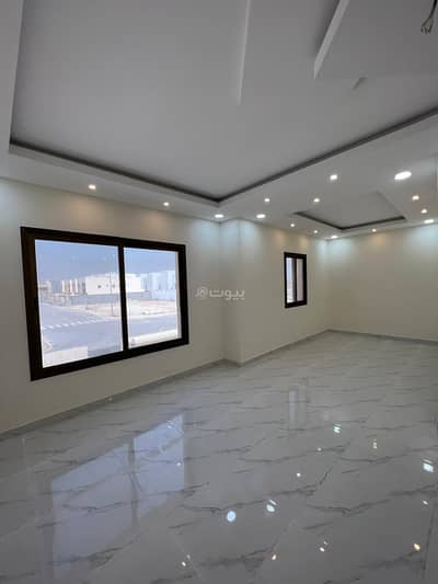 5 Bedroom Villa for Sale in Dammam, Eastern Region - فيلا للبيع في حي غرب الظهران ، الظهران ، الدمام