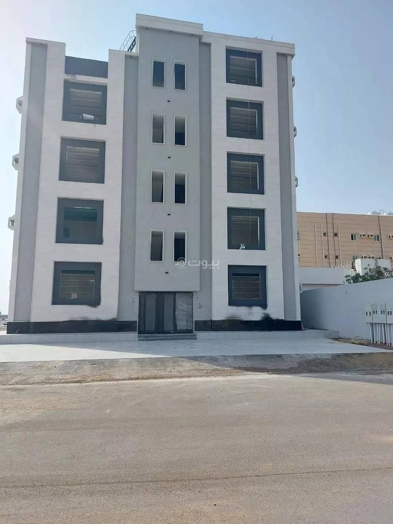 5 Bedrooms Apartment For Sale in Ar Rehab 1, Jazan