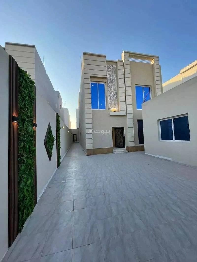 12 Bedrooms Villa For Sale in Al Amwaj, Al Khobar