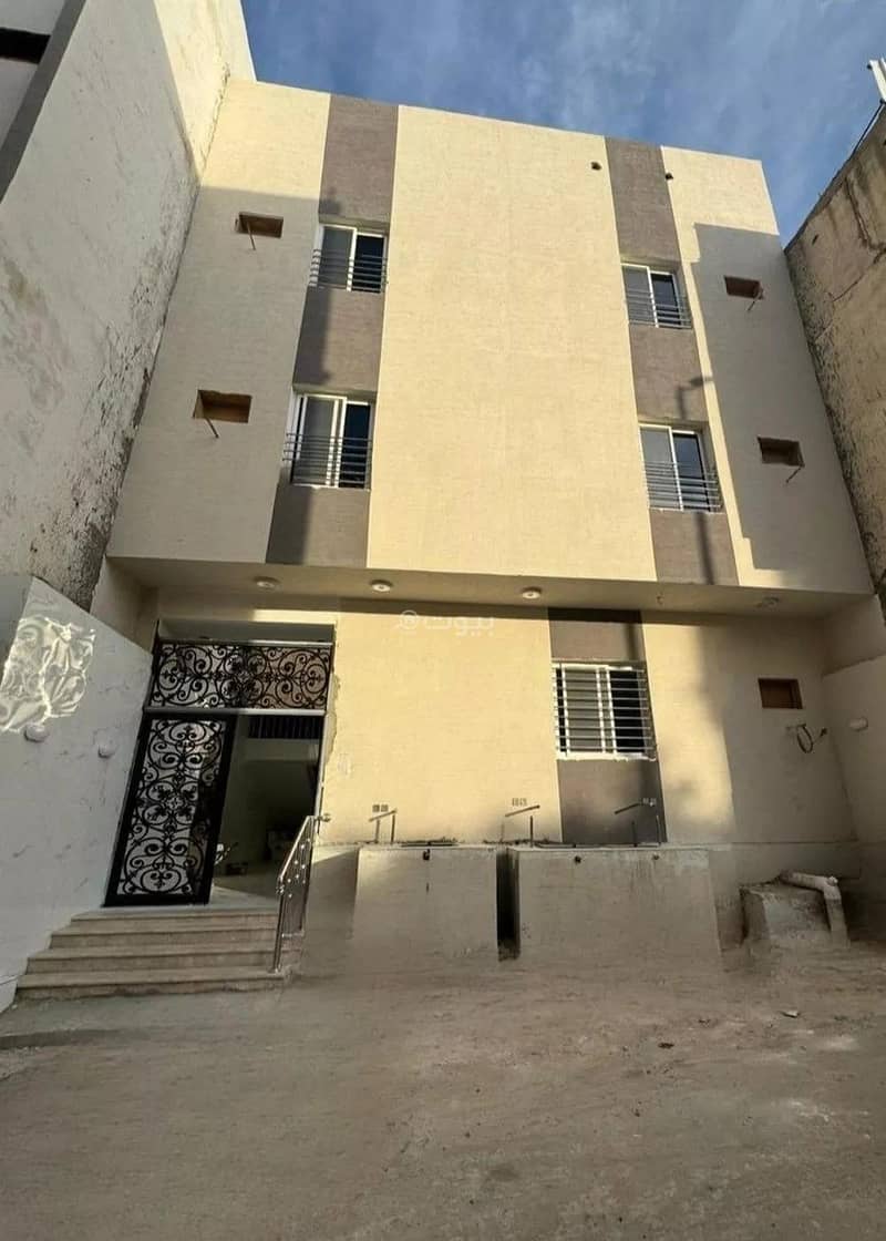4 bedroom apartment for sale in Nakheel neighborhood, Taif 1