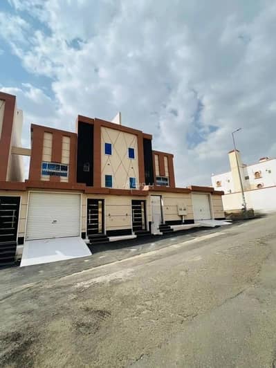7 Bedroom Villa for Sale in Khamis Mushait, Aseer Region - 7 Bedrooms Villa For Sale in Tara District, Khamis Mushait