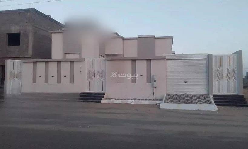 6 Bedrooms Floor For Sale in Al Khazzan, Bishah
