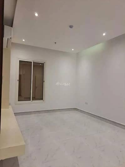 فلیٹ 3 غرف نوم للايجار في الرياض، منطقة الرياض - فيلا للبيع شارع الأمير سلطان، الرياض