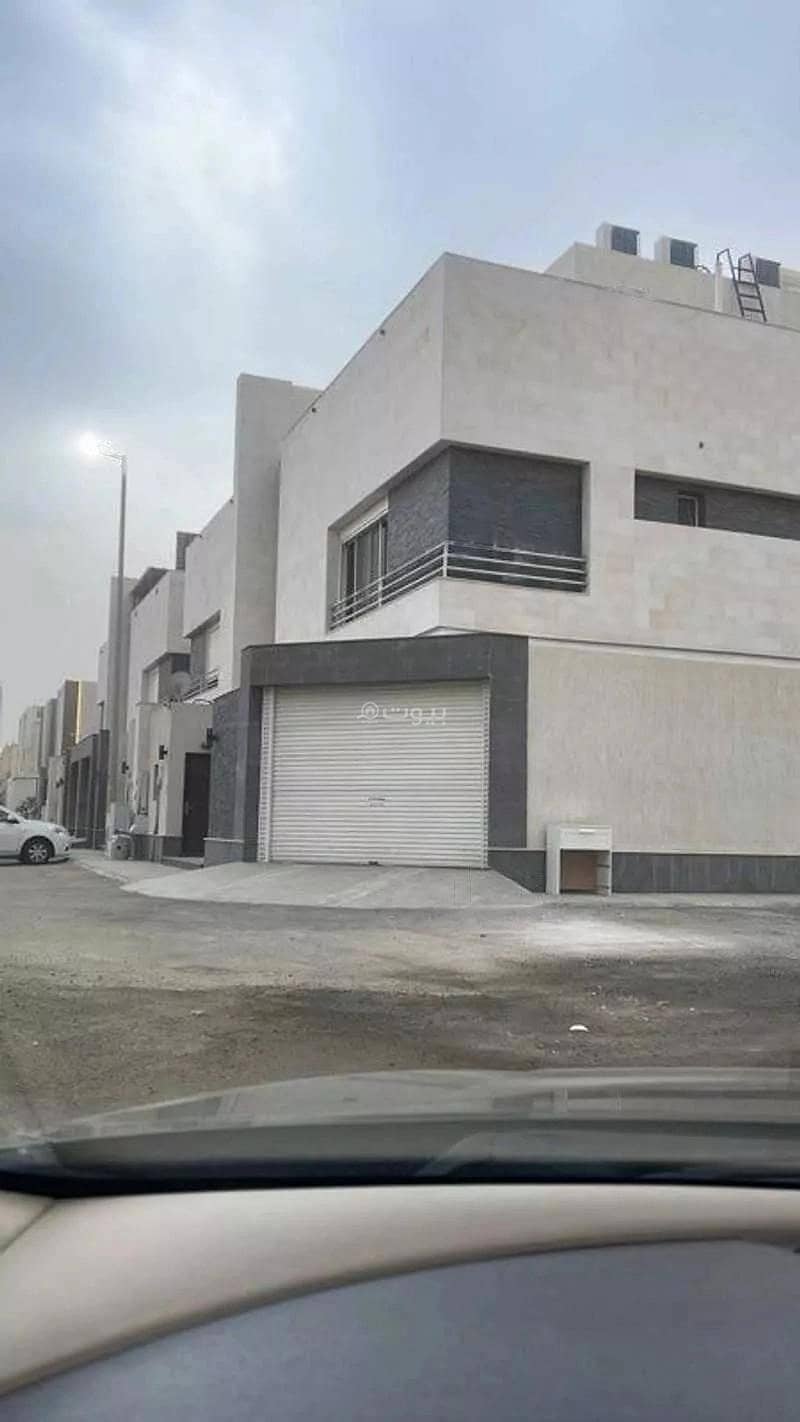 7 Rooms Villa For Sale In Al Yaqout, Jeddah