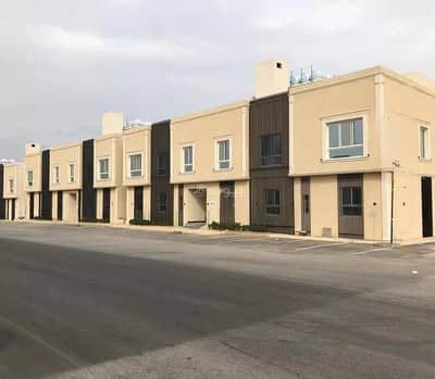 4 Bedroom Apartment for Sale in Riyadh, Riyadh Region - 4 Bedrooms Apartment For Sale in Tuwaiq, Riyadh