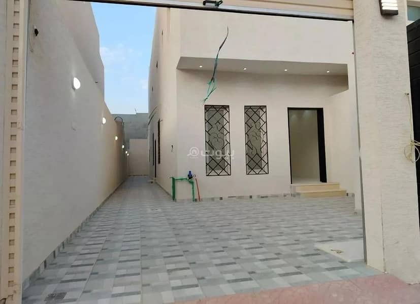2 Bedrooms Floor for Sale in Badr District, Riyadh