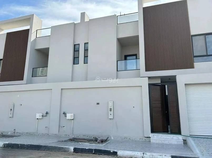 7 Bedrooms Villa For Sale in Al Tahliyah, Al Khobar